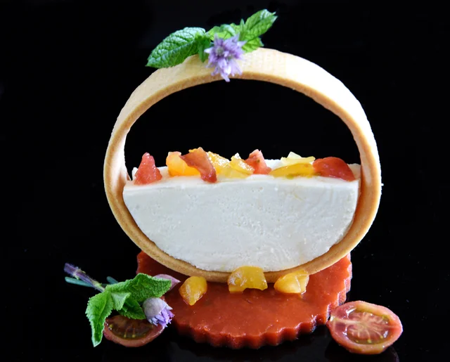 Tomates – Mozzarella en Hojaldre